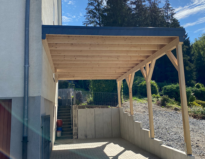 Dachdecker Meisterbetrieb Tom Wittkopf - Leistung - Vordächer und Carport